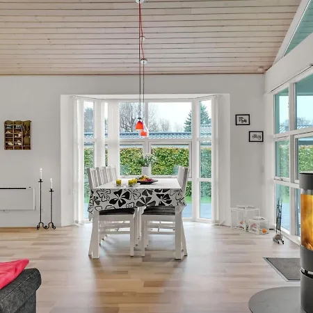 Ayen - 1-5km From The Sea In Ne Jutland By Interhome Holiday home
