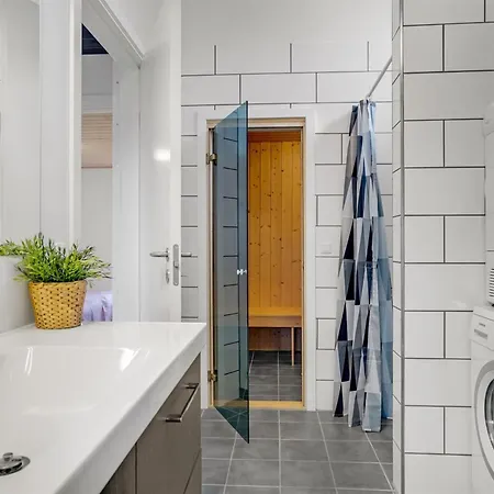 Ayen - 1-5km From The Sea By Interhome *