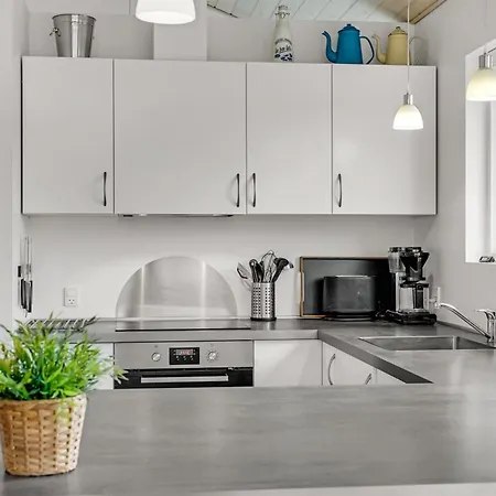 Ayen - 1-5km From The Sea By Interhome Hals