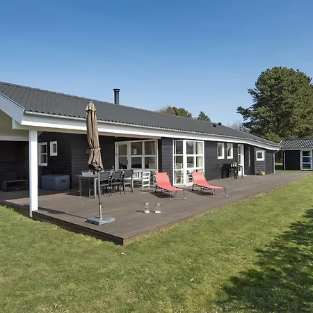 Ayen - 1-5km From The Sea By Interhome Vakantiehuis *